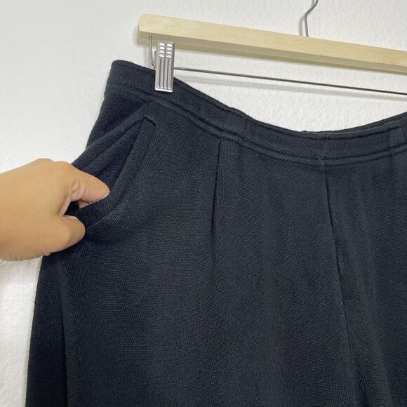 St John Sport Shorts Knit Culotte Small Black Pull On High Rise Pleated USA - Picture 3 of 8